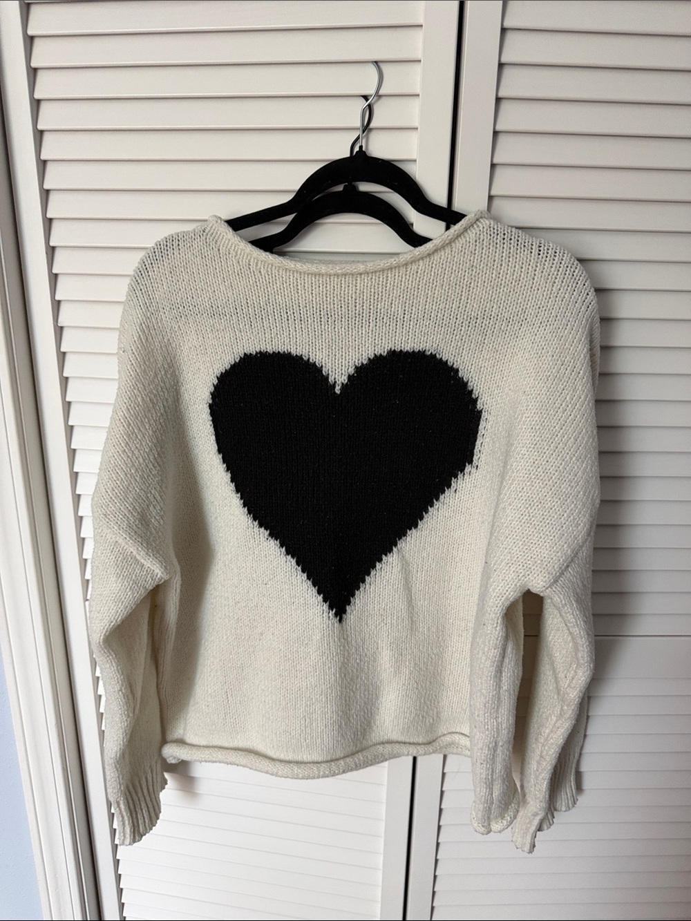 Francesca's Collections Cream Sweater with Black Heart